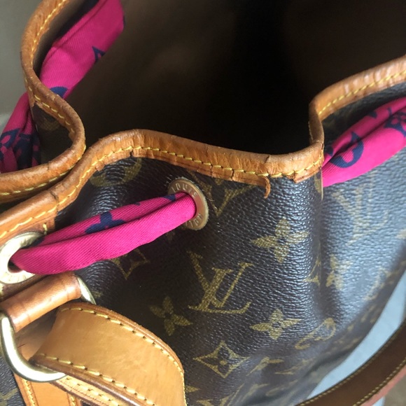 Authentic 💯 Louis Vuitton Noe bag GM

‼️SOLD‼️ - Picture 8 of 13